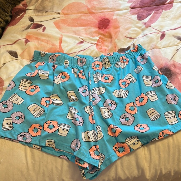Weekend Edition Other - Women’s Pajama Shorts Weekend Edition Size XL